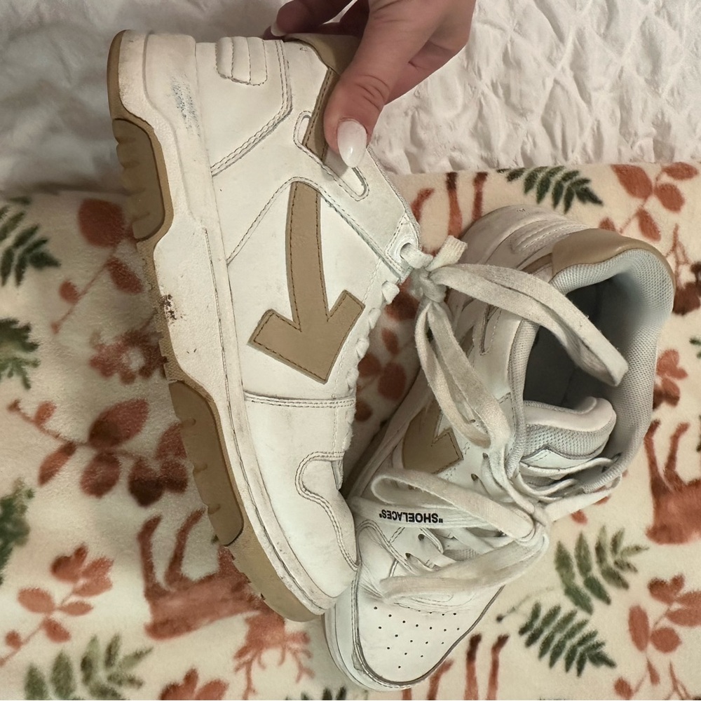 OFF WHITES size 39 - Picture 3 of 14